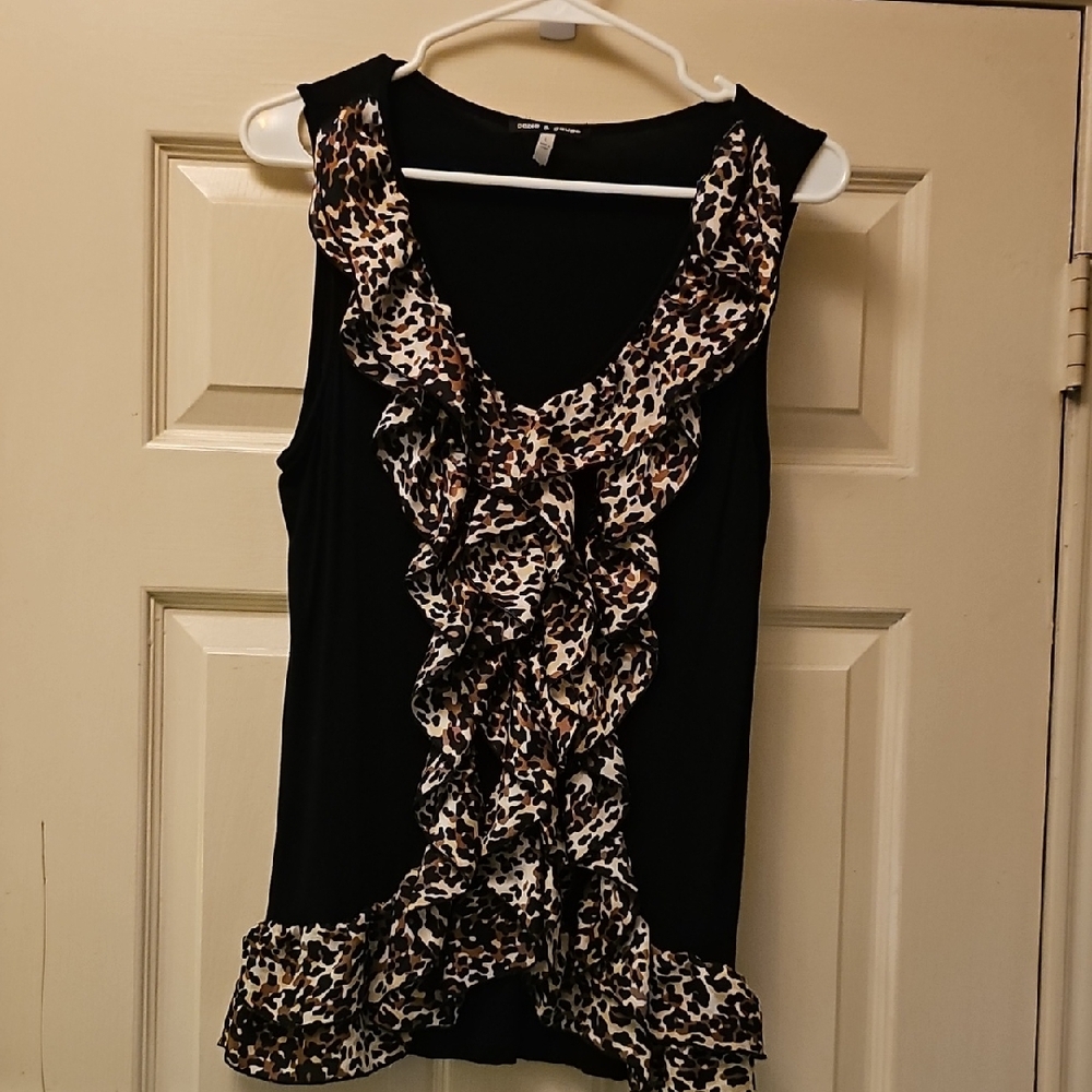 Cable & Gauge Black Tank Top with Leopard Ruffles